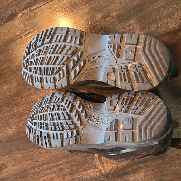 Two pairs boys Engelbert Strauss shoes - Picture 3 of 6